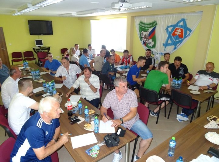 Seminár R OFZ 2020